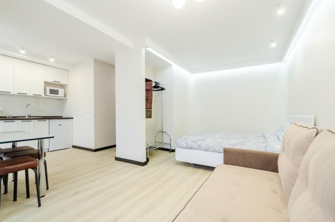 Artal Apartment On Obolonsky Avenue 31 Kyiv Exterior foto